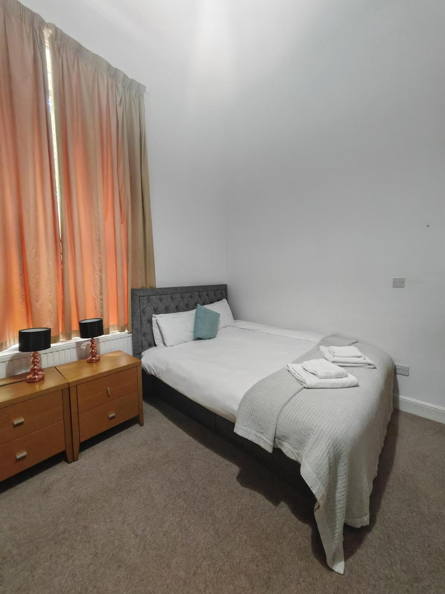 Headsonbed Spacious Excel Canarywharf Apartment For The Larger Group Near Blackwall Station Londres Exterior foto