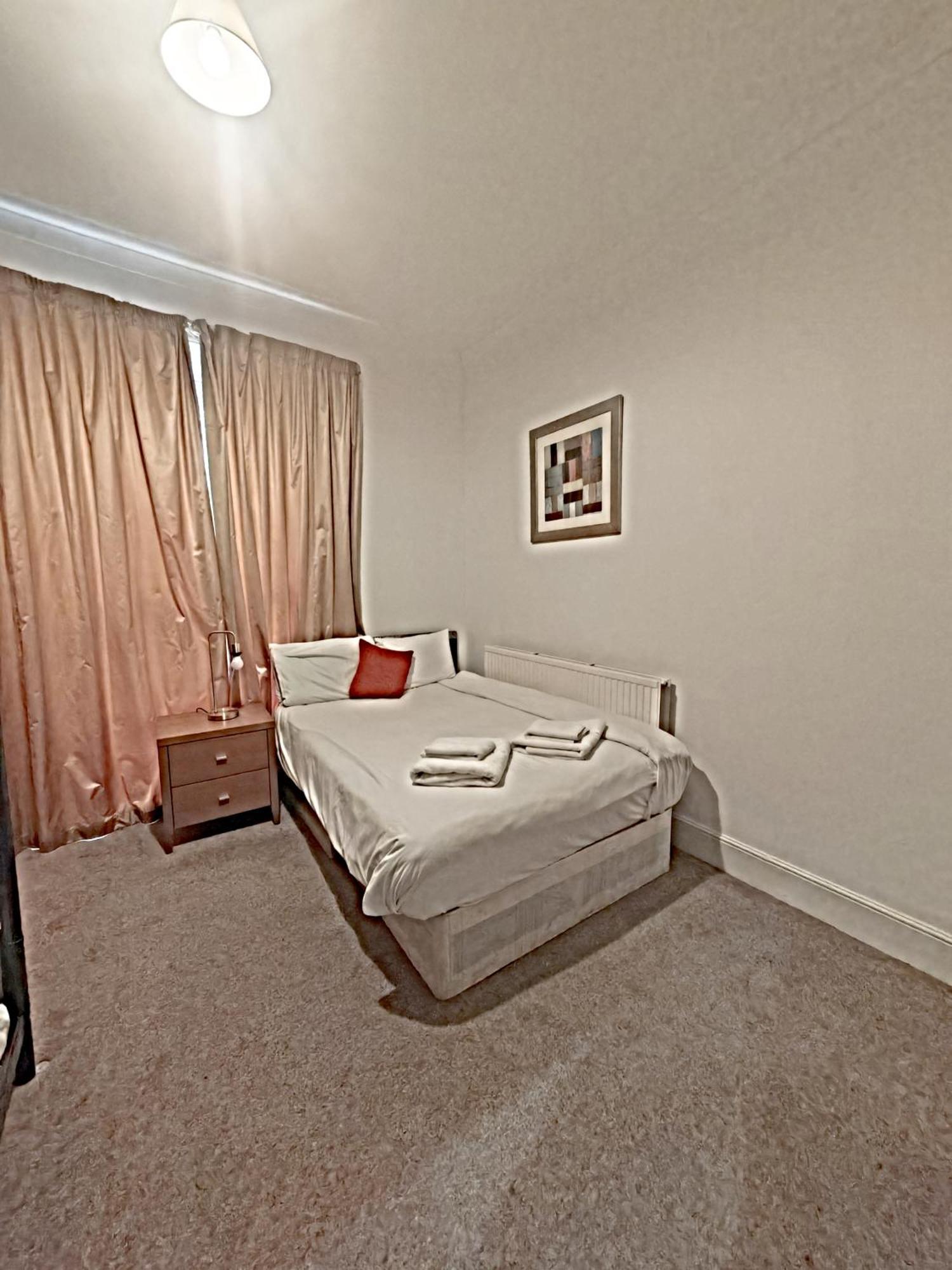 Headsonbed Spacious Excel Canarywharf Apartment For The Larger Group Near Blackwall Station Londres Exterior foto